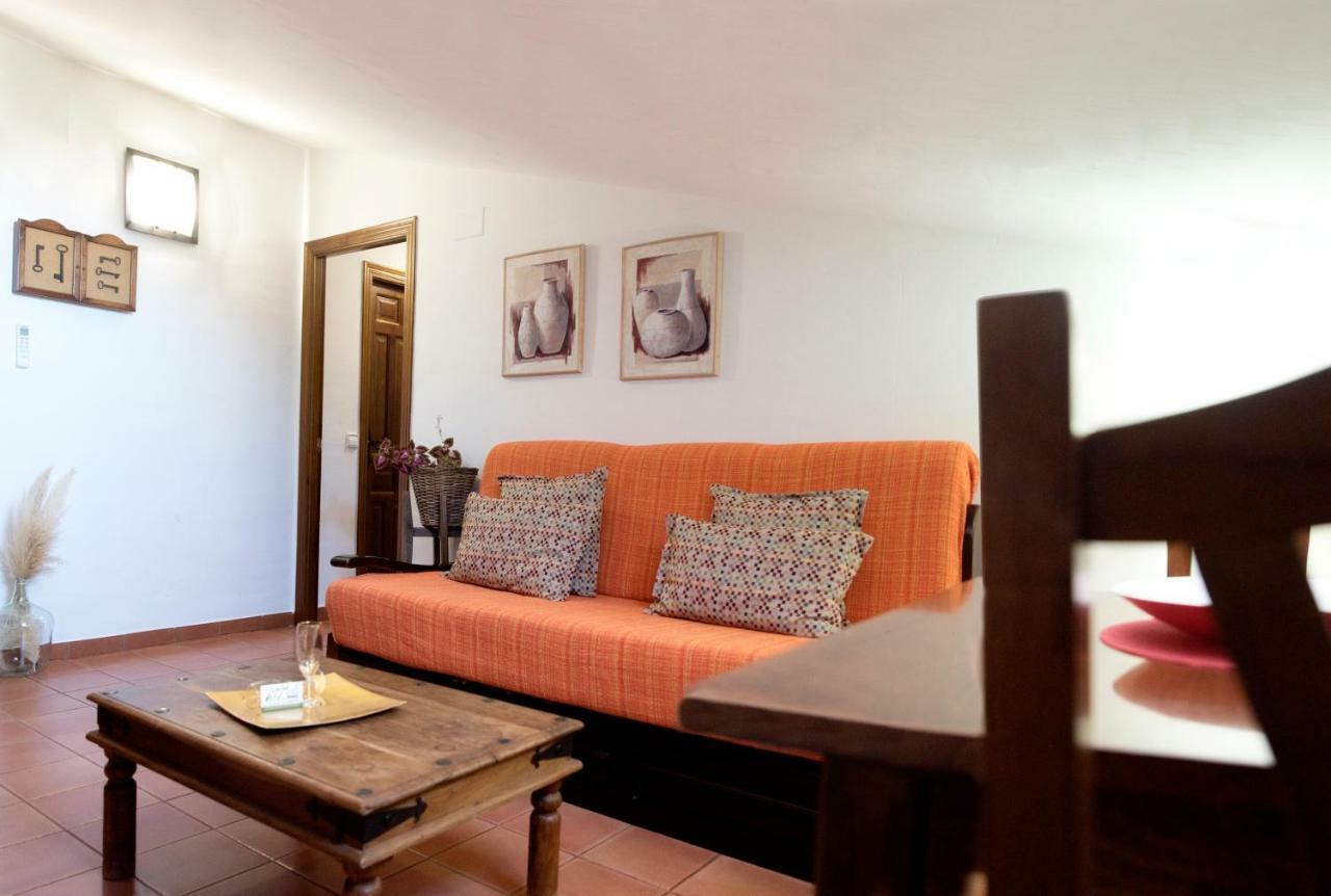 Apartamento 2 4/6 Pax Casa Rural El Sauce. A 2,5 Km De Cuenca Capital Nohales Bagian luar foto