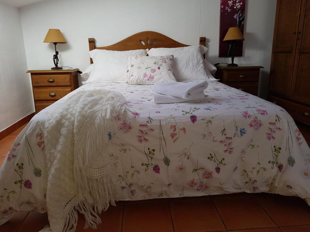 Apartamento 2 4/6 Pax Casa Rural El Sauce. A 2,5 Km De Cuenca Capital Nohales Bagian luar foto